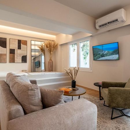 Derouse Eva Suite Jacuzzi & Sauna Афіни Екстер'єр фото